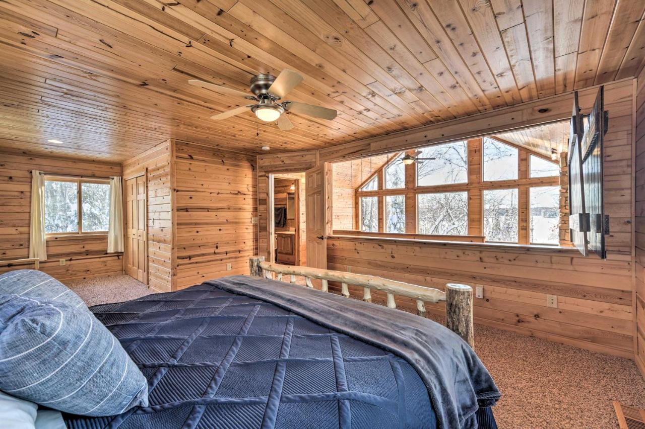 Scenic Hayward Lake View Retreat With Fire Pit Exterior foto