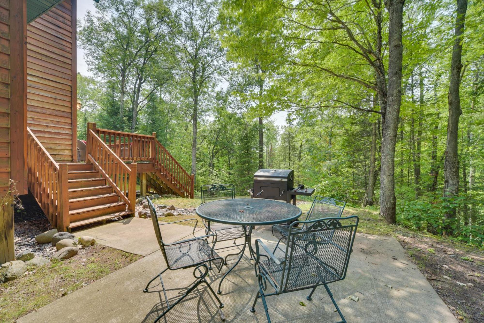 Scenic Hayward Lake View Retreat With Fire Pit Exterior foto